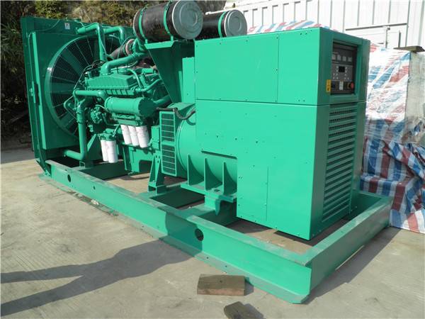 奉节出租发电机 发电机组厂家：柴油发电机组的控制屏的作用是什么？